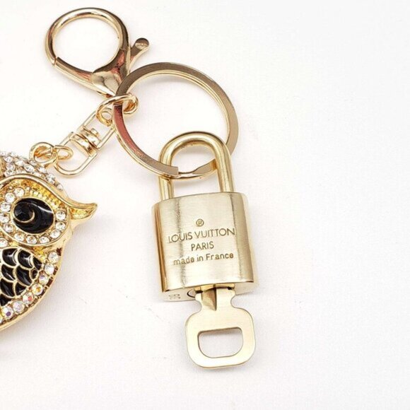 Authentic Louis Vuitton Lock & Key with unbranded Bagcharm, Keycharm, Keychain - Picture 6 of 7